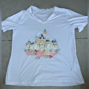 Women’s Castle Princess Tee size Medium Disney casual